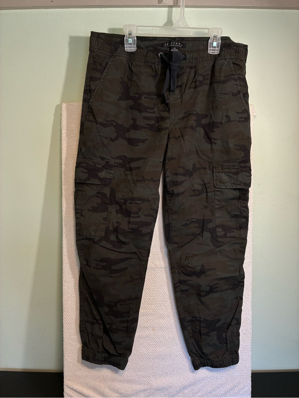 Sanctuary Women's Camo Cargo Joggers - Olive Green/Black